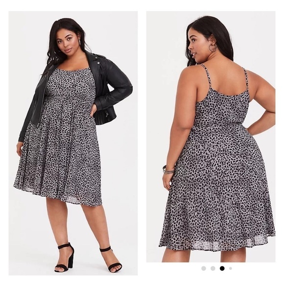 TORRID Black White Cheetah Print Sleeveless Skater Dress Knee Length Size 2X - Picture 1 of 6